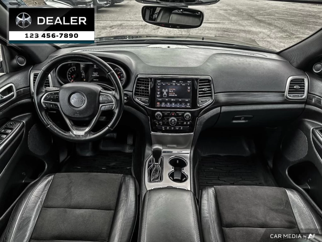 2021 Jeep Grand Cherokee Altitude Main Image