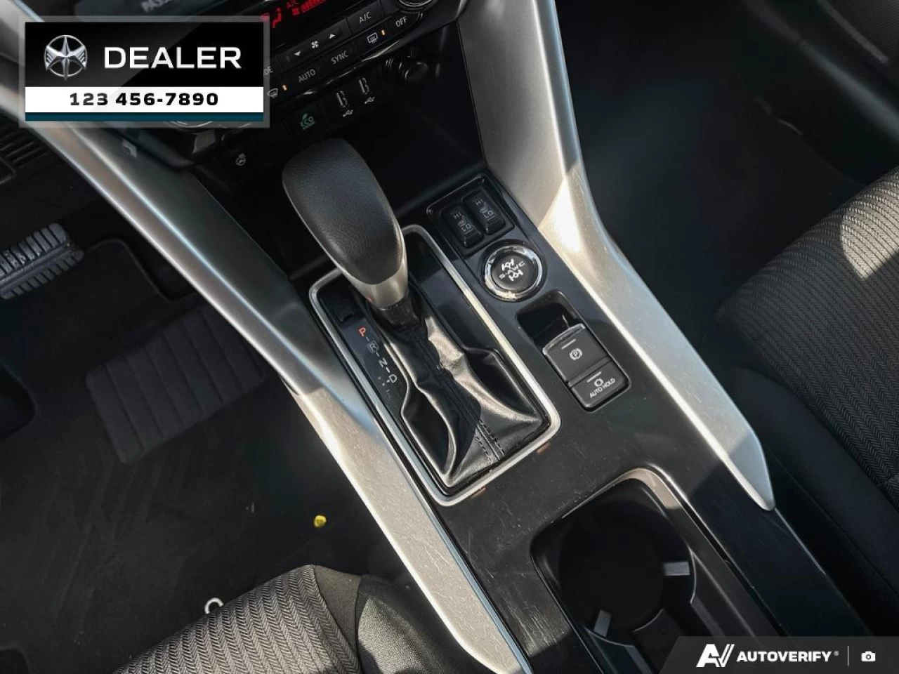 2022 Mitsubishi Eclipse Cross ES Main Image