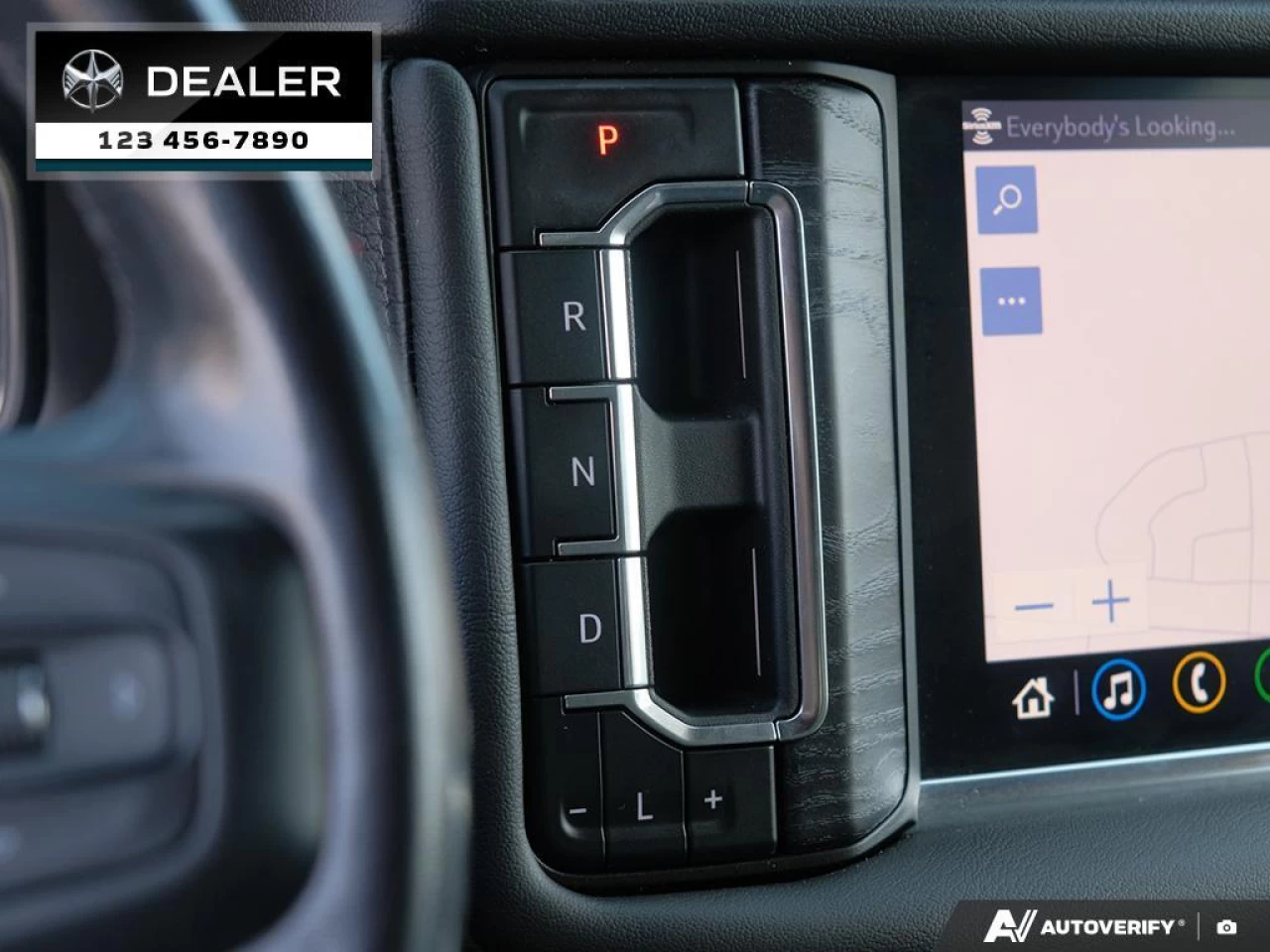 2021 GMC Yukon Denali Main Image