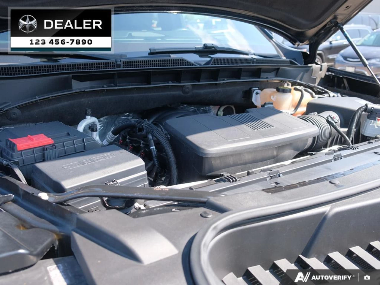 2021 GMC Yukon Denali Main Image