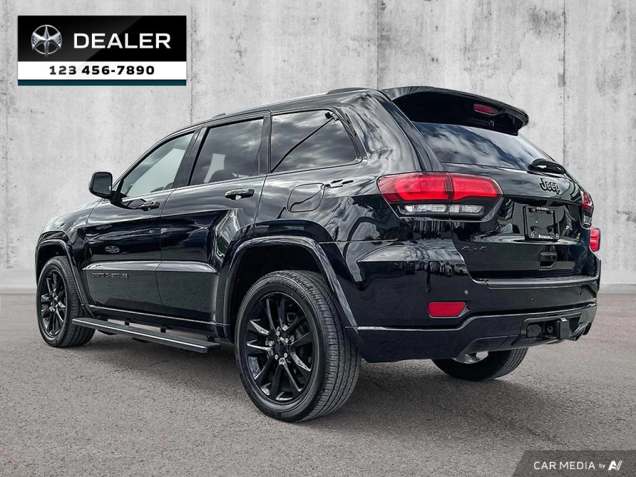 2021 Jeep Grand Cherokee Altitude Main Image