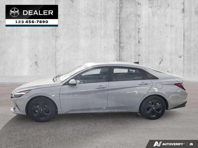 Hyundai Elantra Preferred 2022
