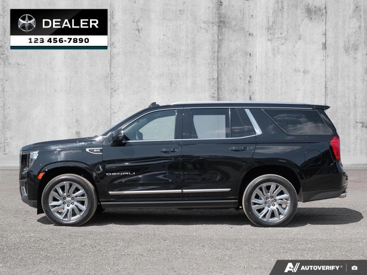 2021 GMC Yukon Denali Main Image