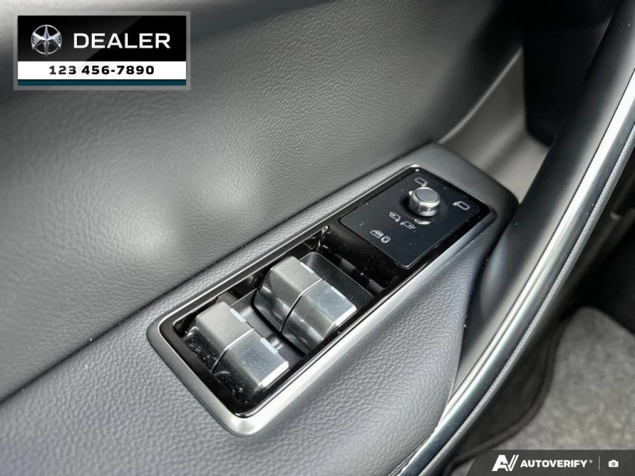 2023 Jaguar F-Pace P250 R-Dynamic S Main Image