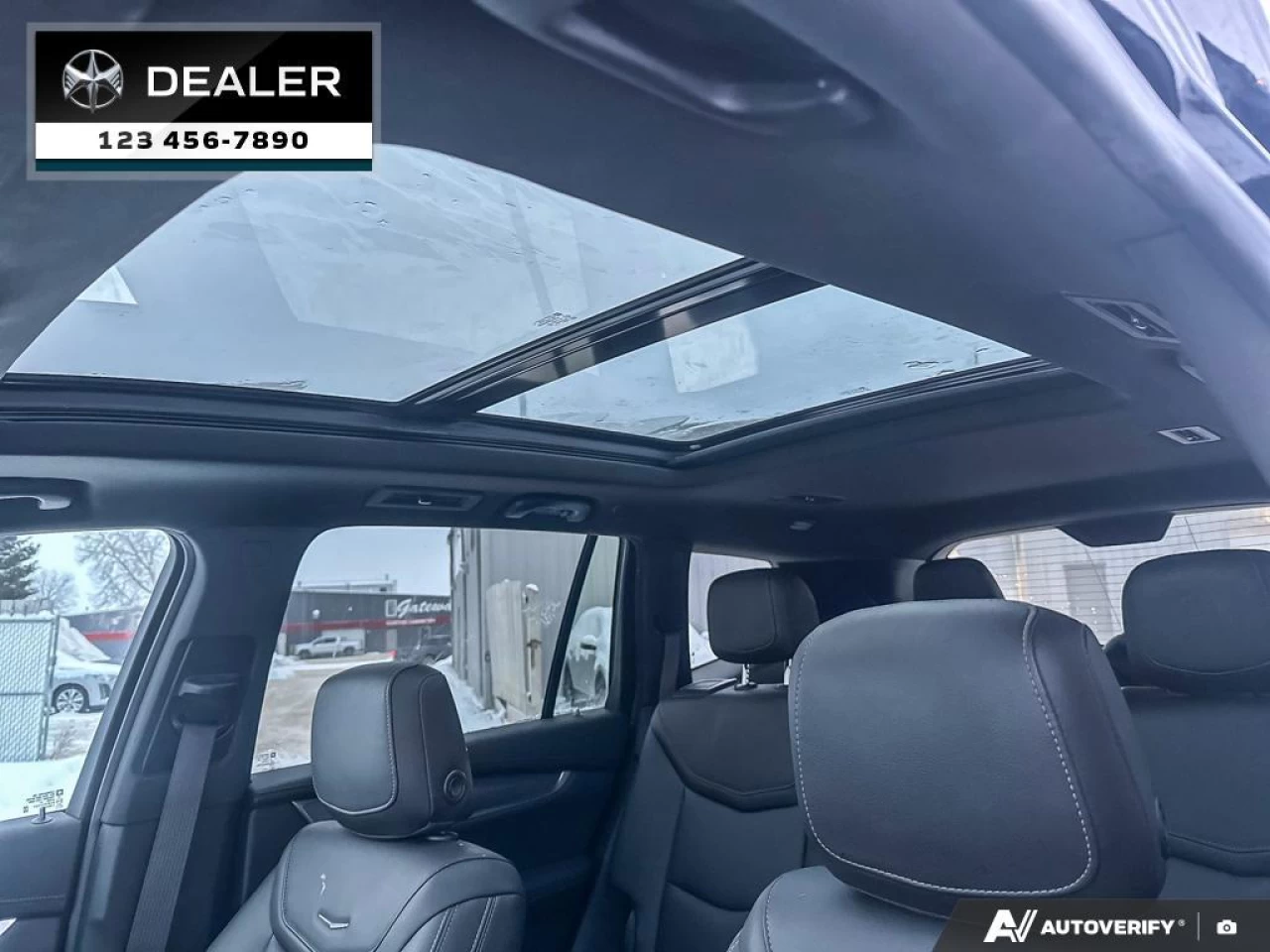 2022 Cadillac XT6 Luxury Image principale