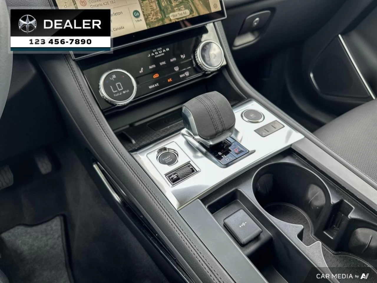 2023 Jaguar F-Pace P250 S Image principale