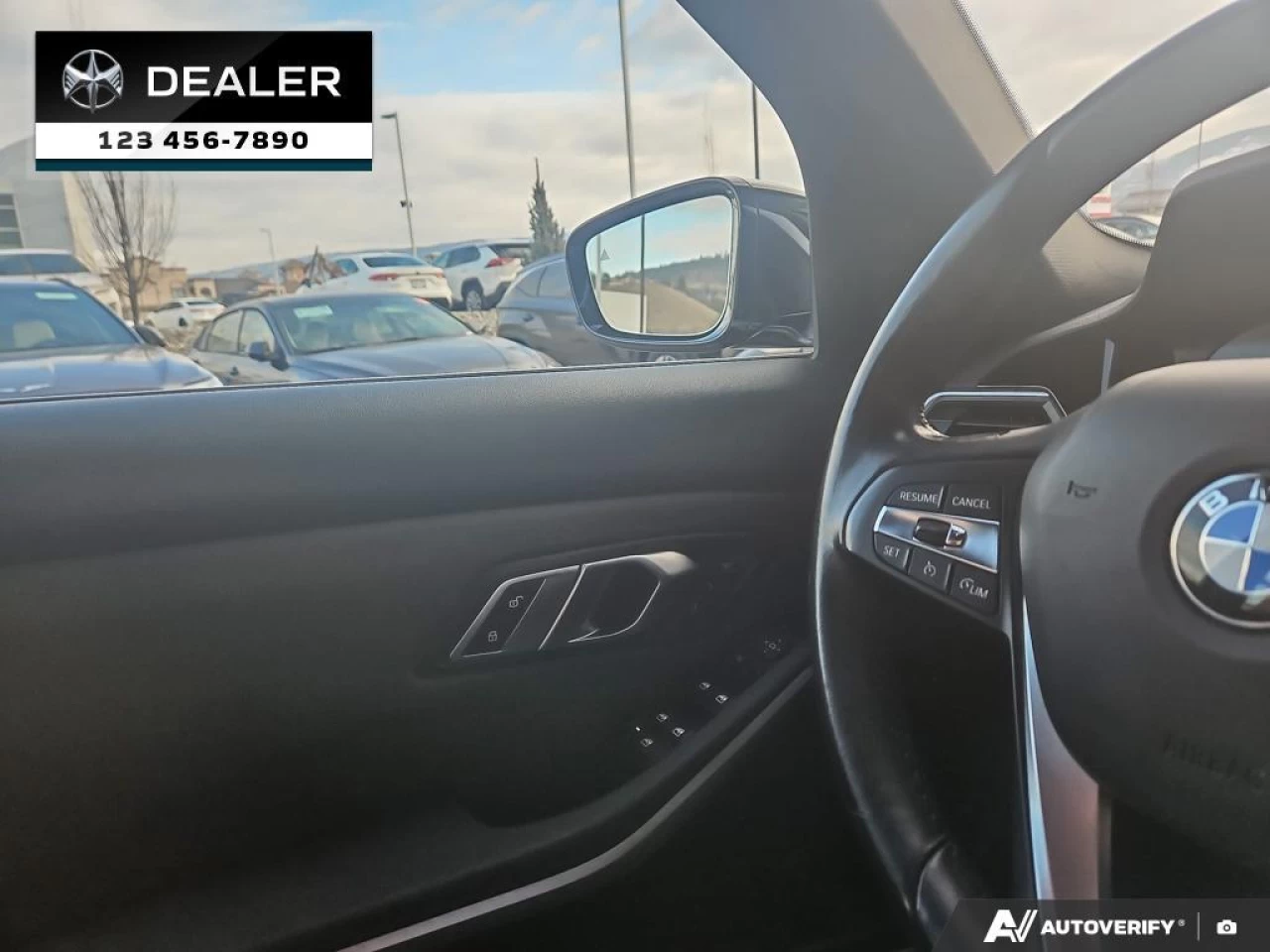 2021 BMW 3 Series 330i xDrive Sedan North America Image principale