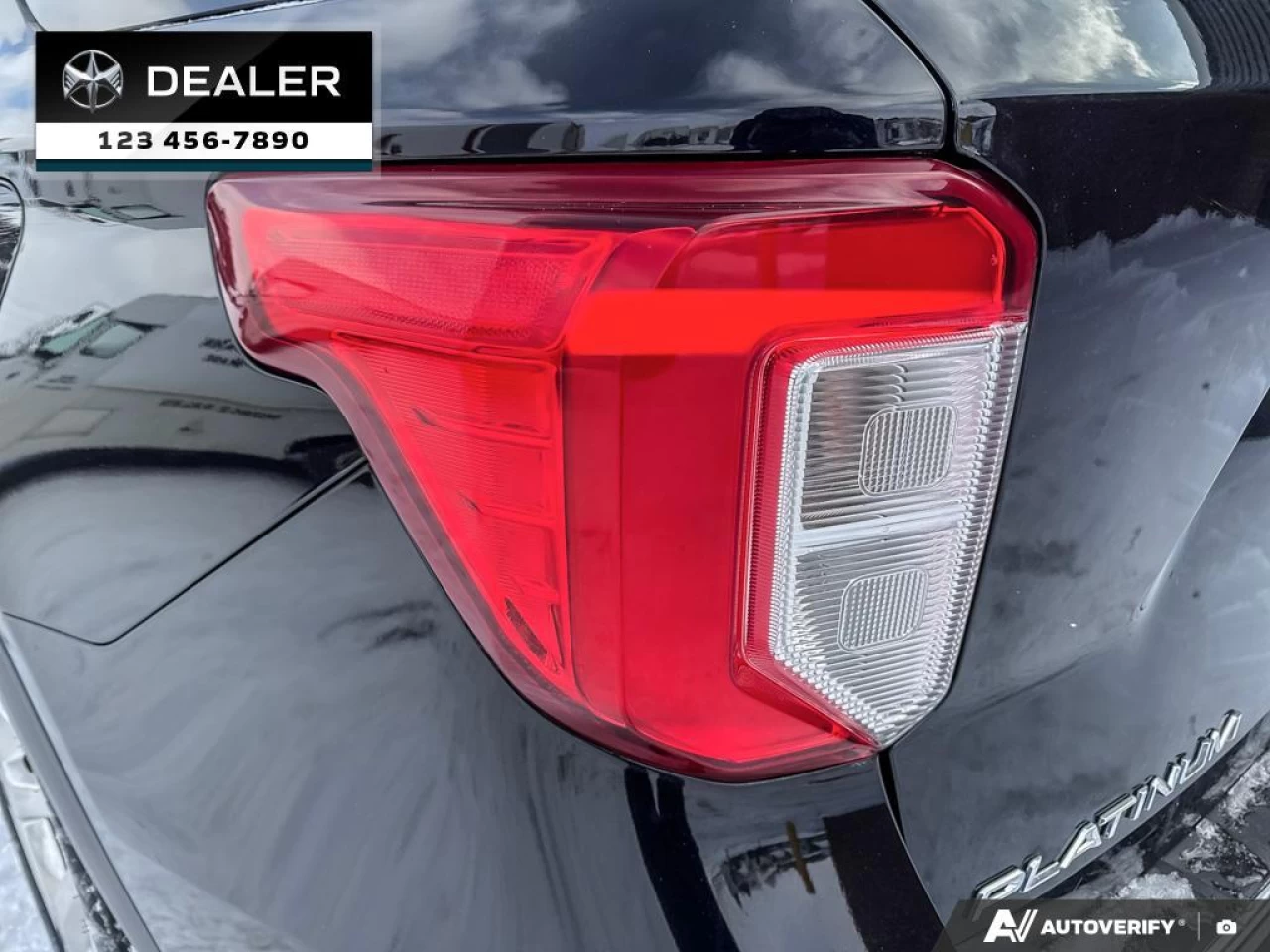 2020 Ford Explorer Platinum Image principale