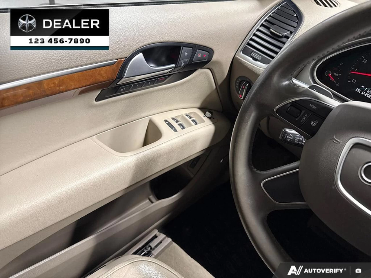 2015 Audi Q7 3.0T Sport Quattro Image principale