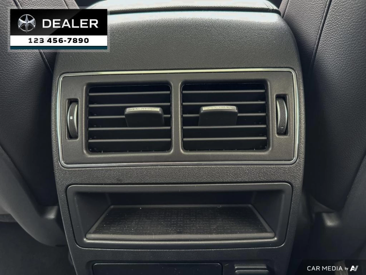 2023 Jaguar F-Pace P250 S Image principale