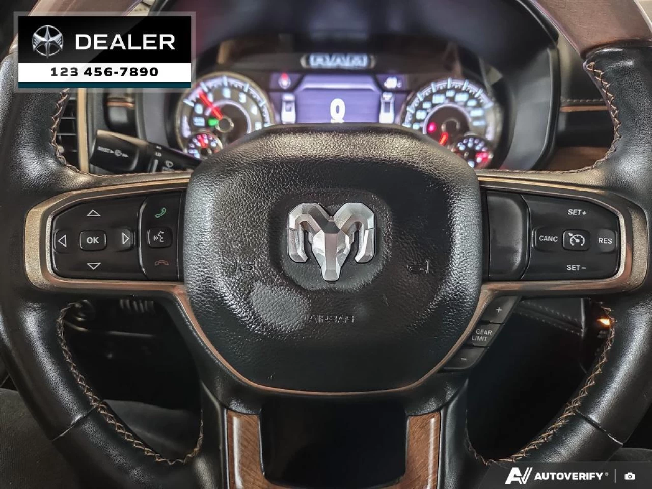 2022 Ram 1500 Longhorn Image principale